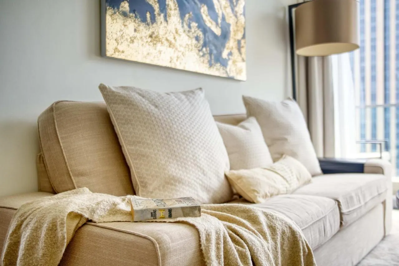 Welcome Home At The Address Marina 1Br Dubai