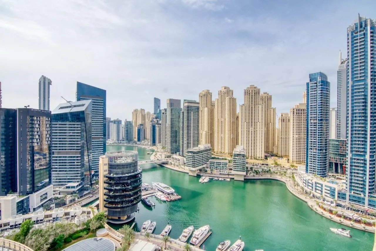 Welcome Home At The Address Marina 1Br Dubai Apartment